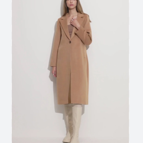 Unreal Fur - Belle de Jour Coat - Picture 2 of 6